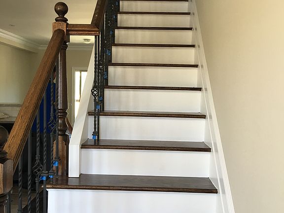 4th image of 147 Roman Ave #Townhouse