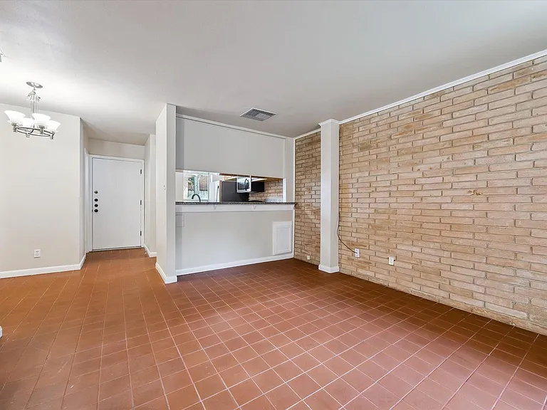 1205 Autrey St #9 — Photo 11