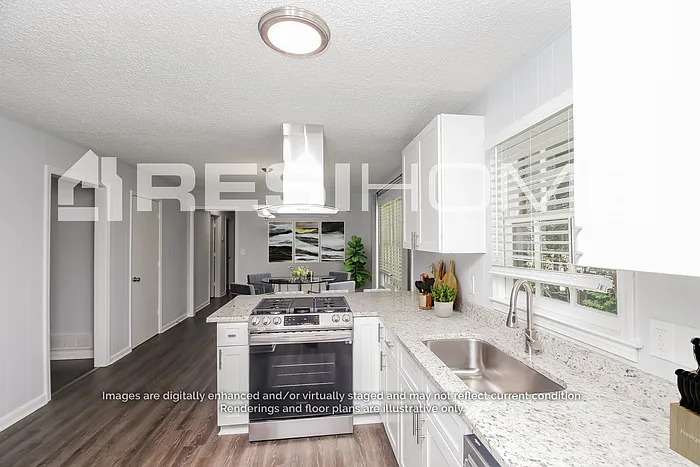 5 bed, 3.0 bath, 2400 sqft, $2,349 — Photo 3