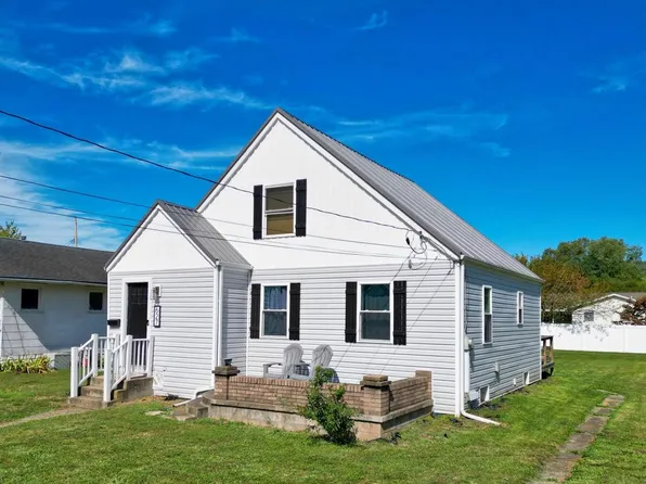 627 S. Third Avenue, Paden City, WV 26159