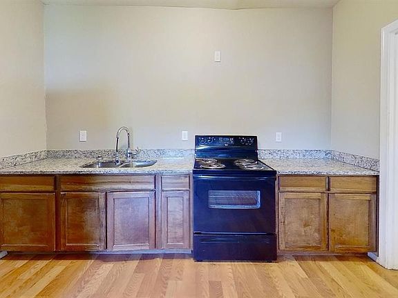3rd image of 834 Division Ave #A