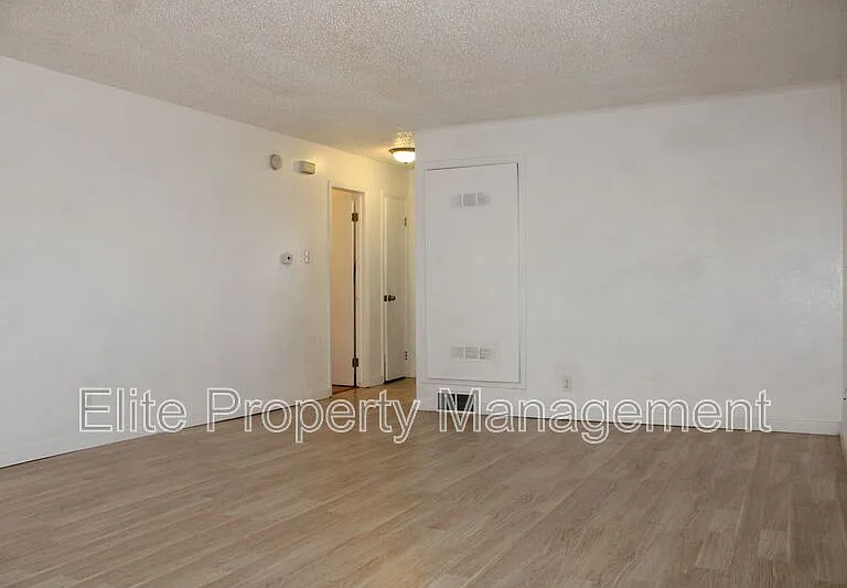163 W Cokedale Dr #5 — Photo 2