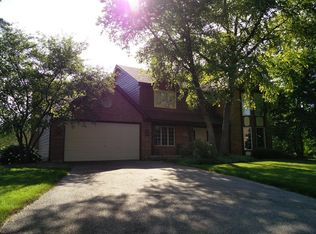 5S474 Beau Bien Blvd, Naperville, IL