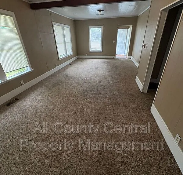 1400 Gulfport St — Photo 5