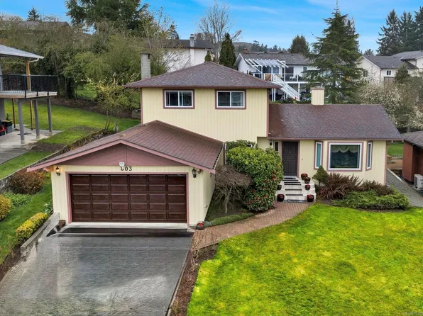 803 Kimberly Pl, Saanich, BC V8X 4R2
