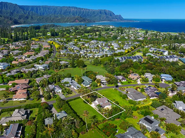 4882 Akai Pl, Princeville, HI 96722