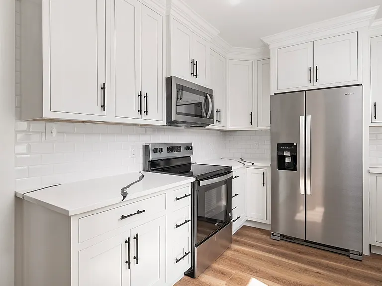 1810 Reynolds St — Photo 3