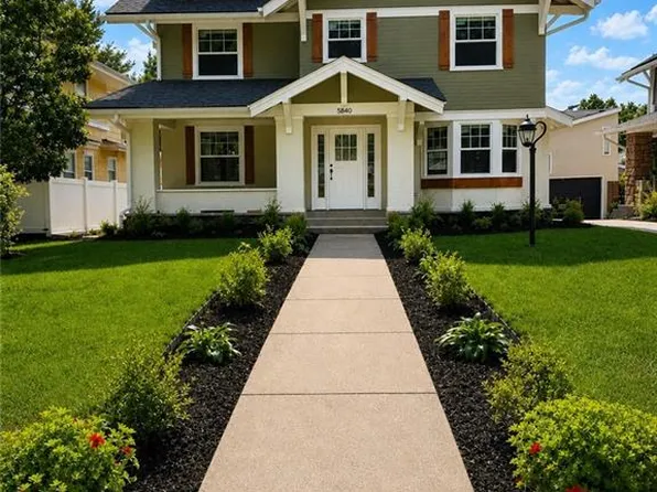 5840 McGee St, Kansas City, MO 64113