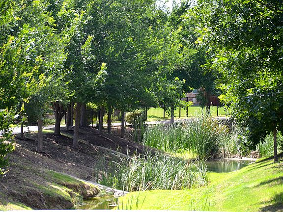 Natural Creek Walking/Biking Paths