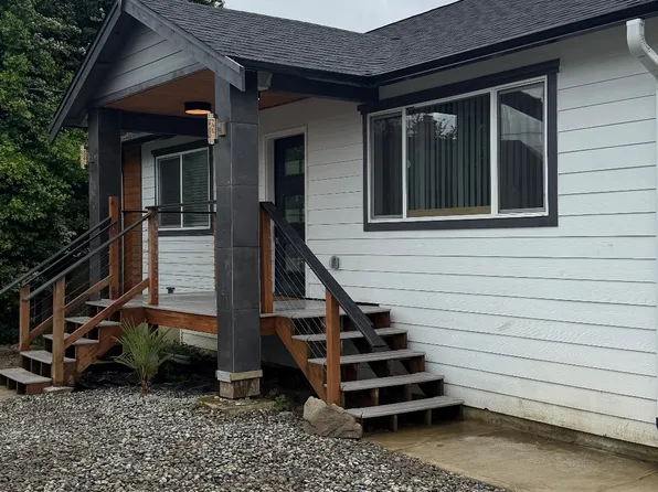 1666 S 55th St, Tacoma, WA 98408