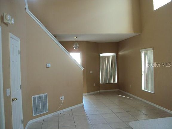 3rd image of 355 Sonja Cir