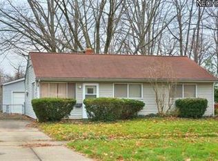 27855 Knickerbocker Rd, Bay Village, OH 44140