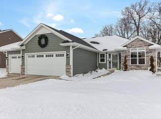 2828 Crosswinds Dr, Mount Pleasant, WI 53403