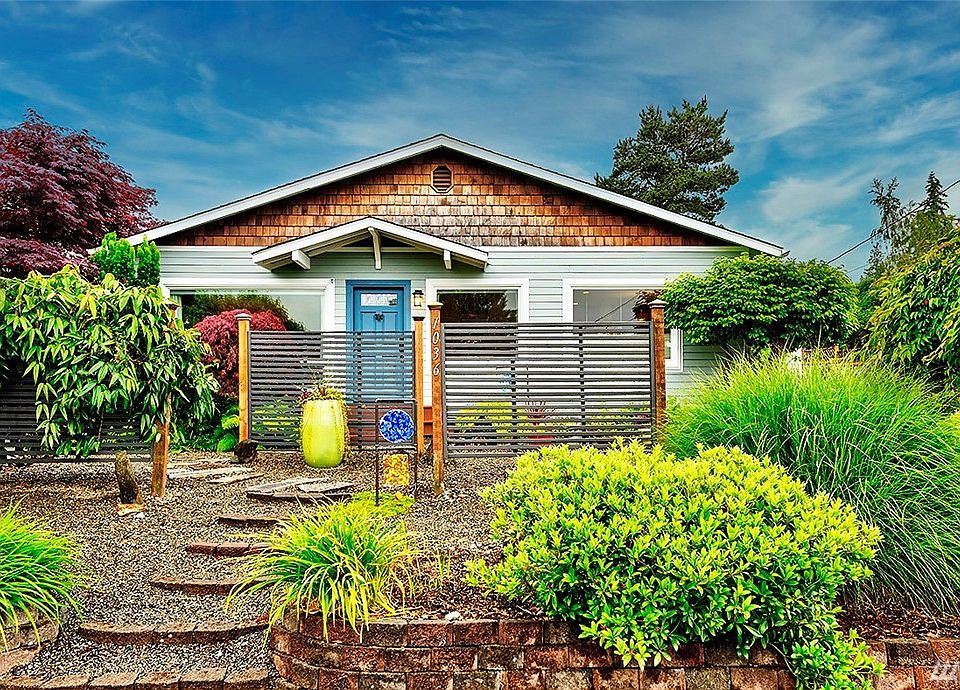 This is the Gem You Have Been Waiting For in the Sought-After Edmond's Bowl 