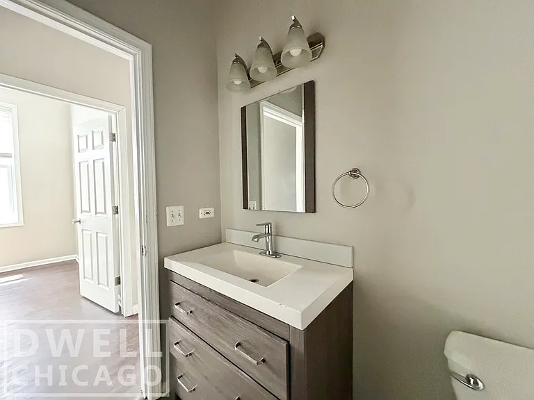 1903 S Blue Island Ave #2 — Photo 11