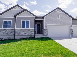 869 W Black Tail Ave, Saratoga Springs, UT 84045