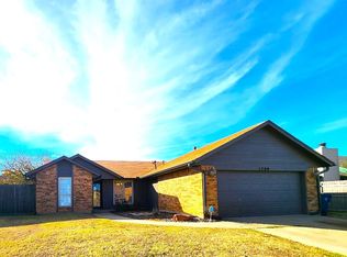 1709 Cimarron Trl, Choctaw, OK 73020