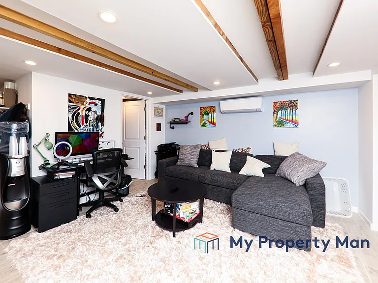 753 Monroe St #1 — Photo 13