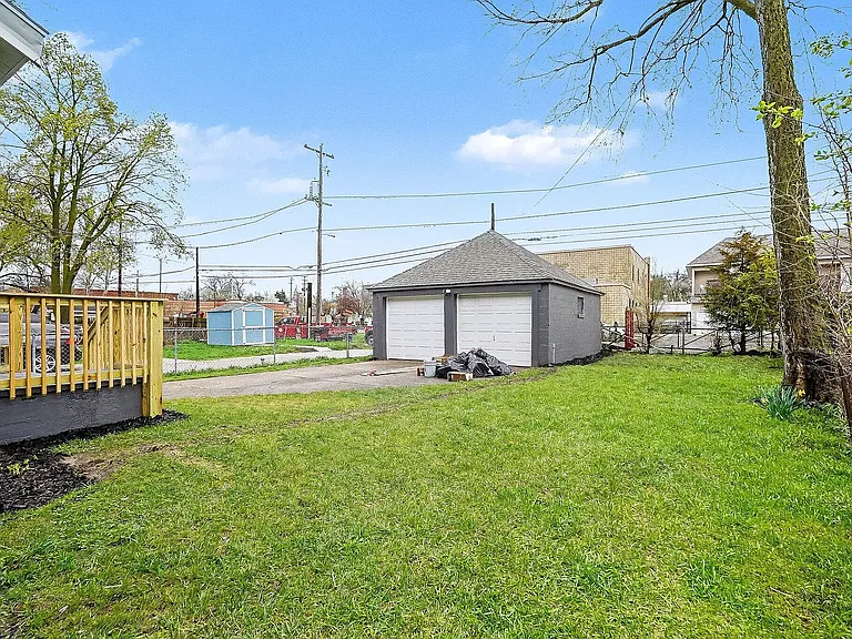 1230 Prospect Ave SE — Photo 32