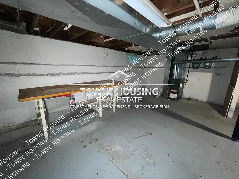160 Woodward Ave #RIGHT — Photo 17