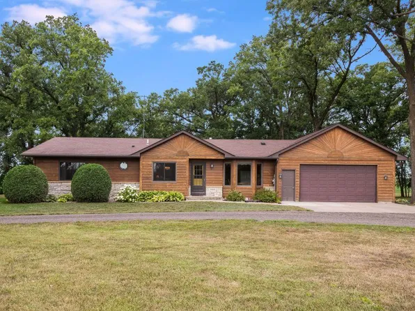 34600 Hupp St NE, Cambridge, MN 55008
