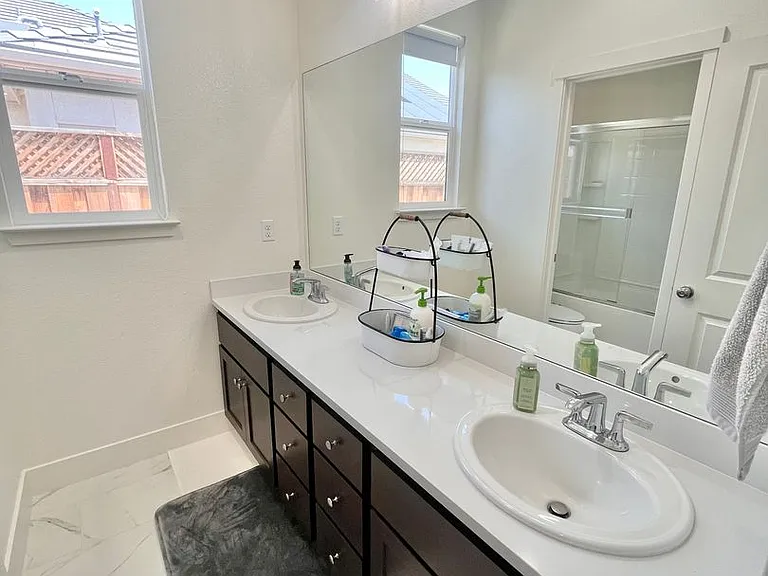 1855 Felsite St — Photo 11