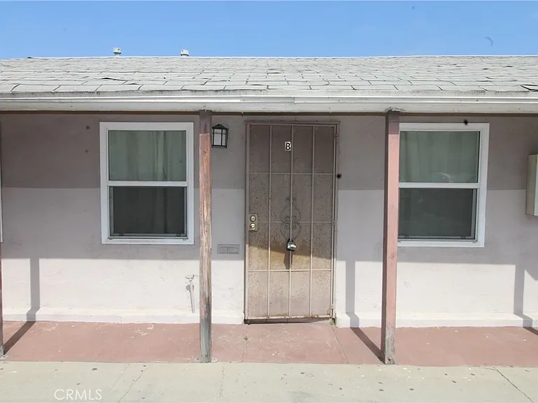 4986 Southern Ave #B — Photo 1