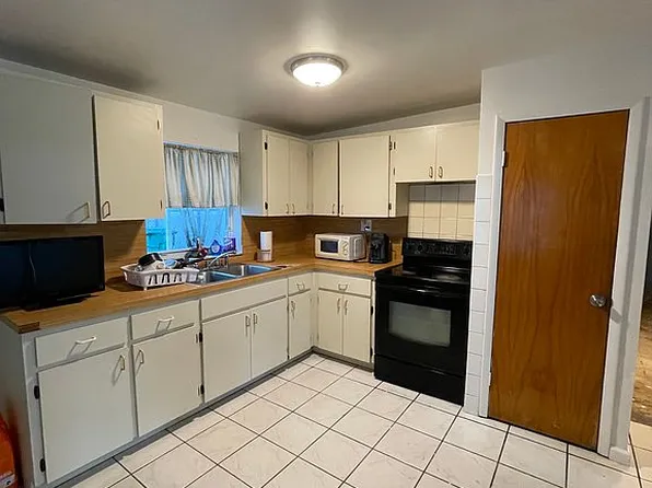11415 SW 46th St, Miami, FL 33165