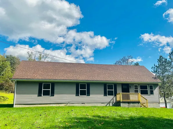 822 Isaacs Creek Rd, Lost Creek, WV 26385