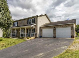 215 Windsong Hills Dr, Elkton, VA 22827