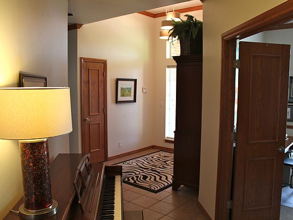 Entry: looking back to door