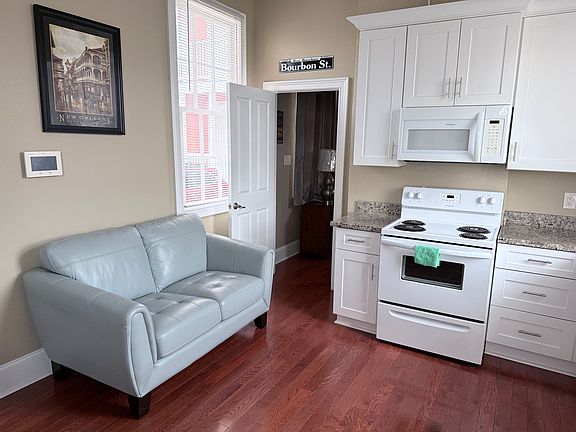 5th image of 1510 Erato St