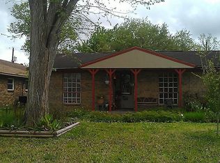 4716 E 26th St, Dickinson, TX 77539