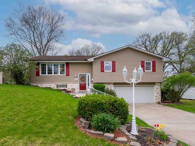 6719 N Redwood Ct, Peoria, IL, 61614
