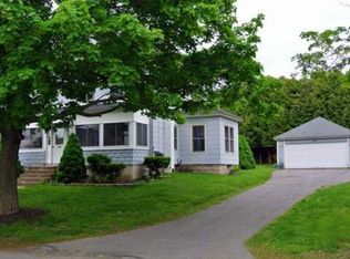 111 Main St, Clinton, MA 01510