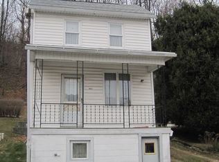 1135 W Coal St, Shenandoah, PA 17976