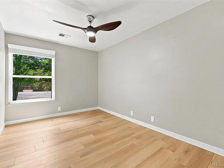 1612 Cottonwood Dr #13W — Photo 7