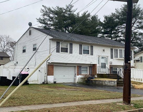 3rd image of 336 Fairmount Ave