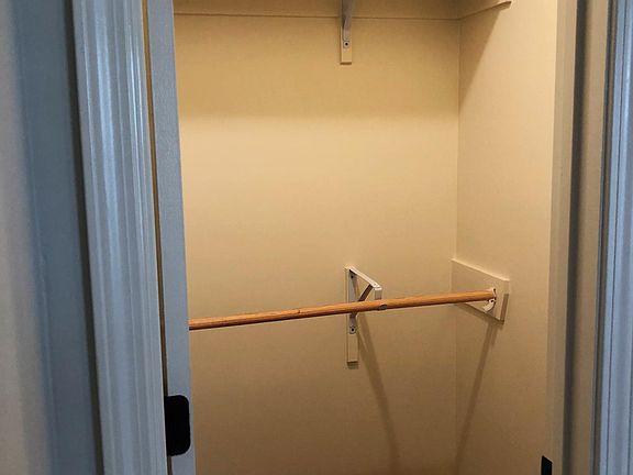 3rd image of 416 Ryder Dr