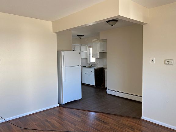 4th image of 1115 Kennedy Blvd APT 1