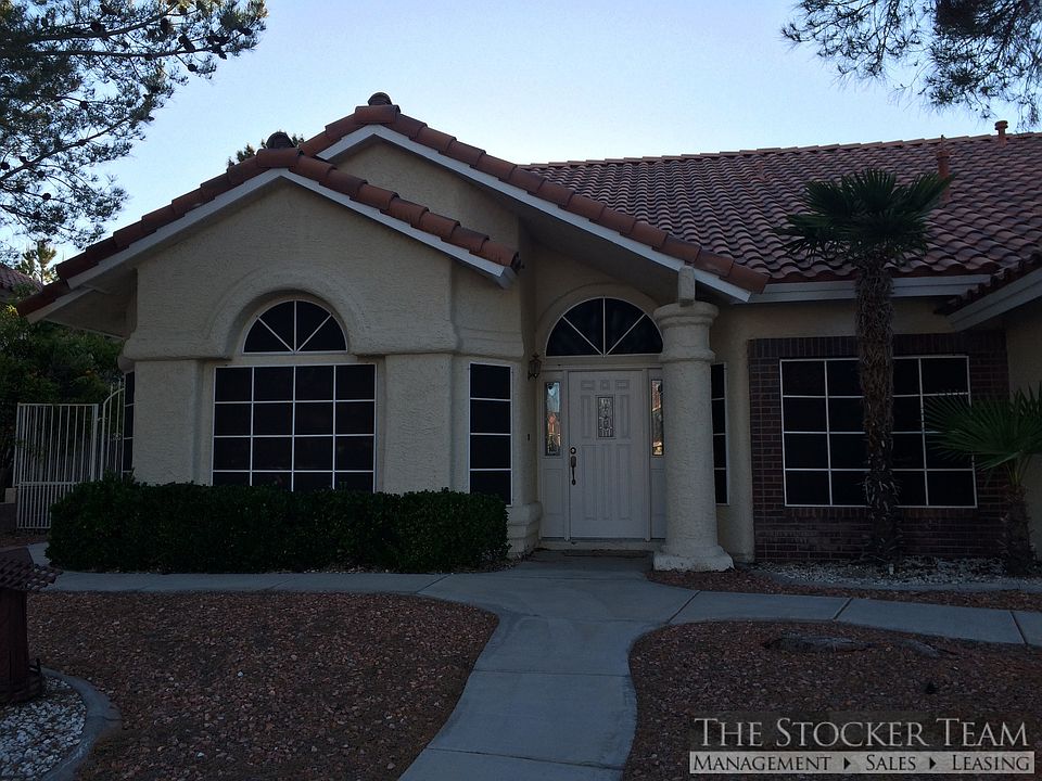 2nd image of 713 Vantage Ln