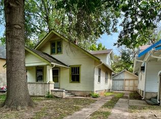 1286 SW Washburn Ave, Topeka, KS 66604