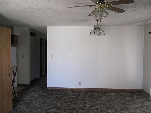 3rd image of 1214 Bluestem Dr