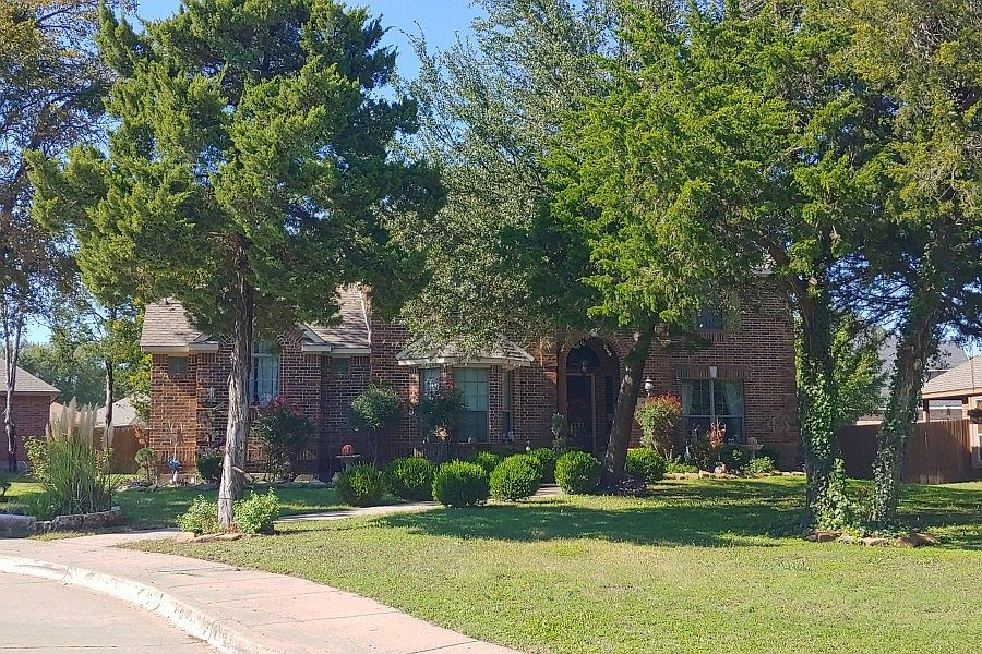 1st image of 1523 Natalie Ln