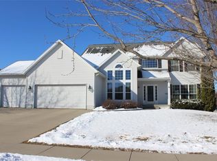 2020 Newcastle Rd, Marion, IA 52302