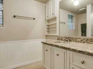 3801 Eugene Ct N, Irving, TX 75062