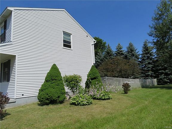 2nd image of 6363 Jane Ln
