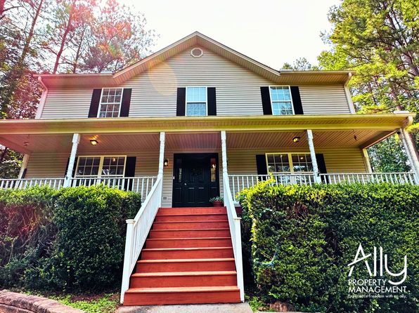 257 White Cedar Rd #1