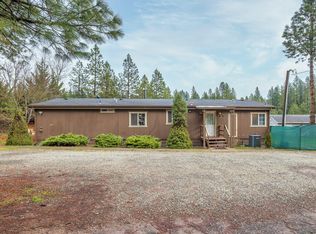 110 Pine Tree Way, Selma, OR 97538