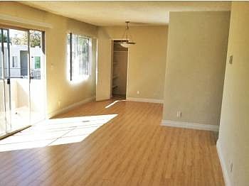 2nd image of 3627 Bagley Ave APT 206